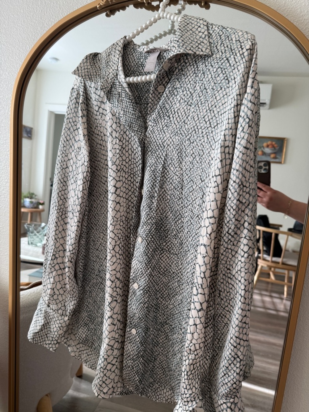 H&M Button-Down Shirt